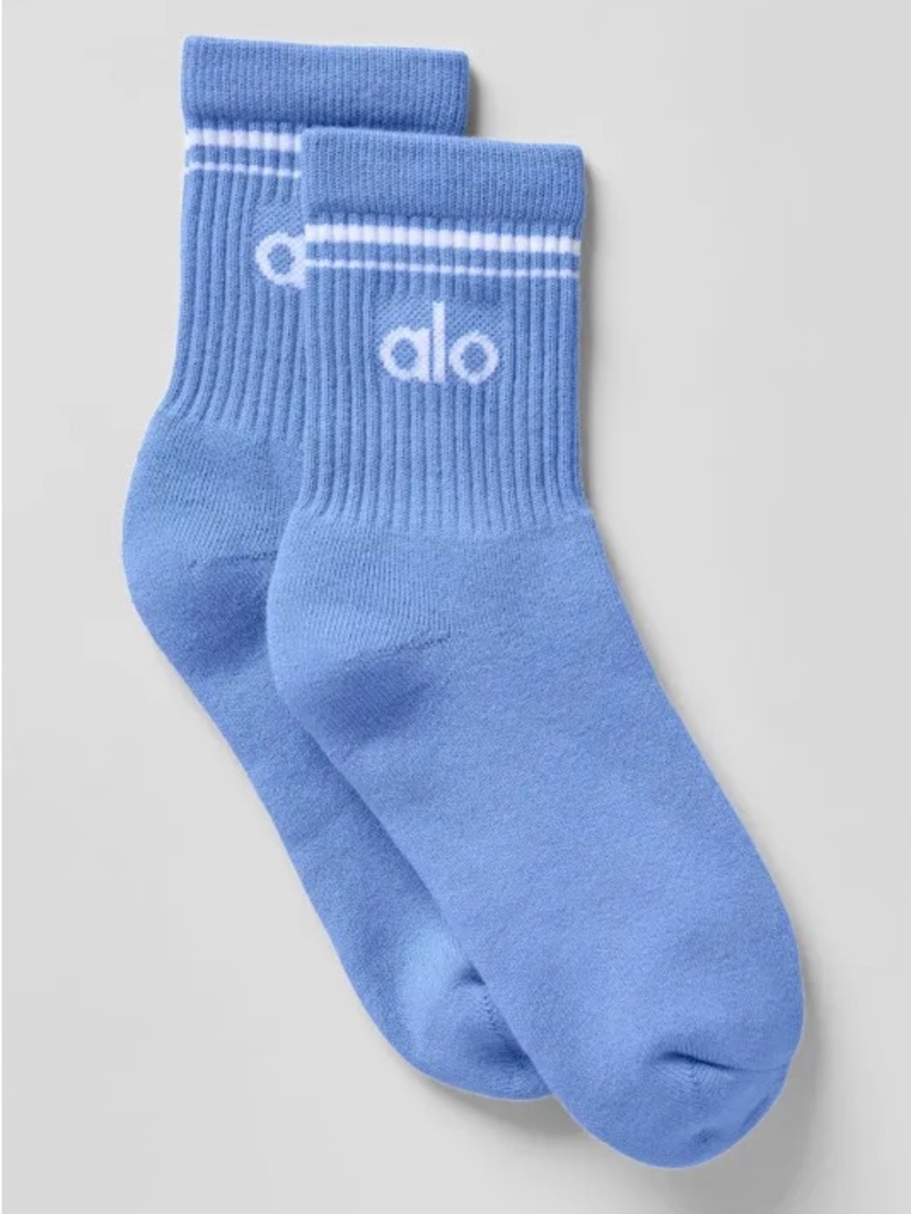 ALO Yoga Unisex Throwback Half Crew Socks in Sky Blue with White Accents